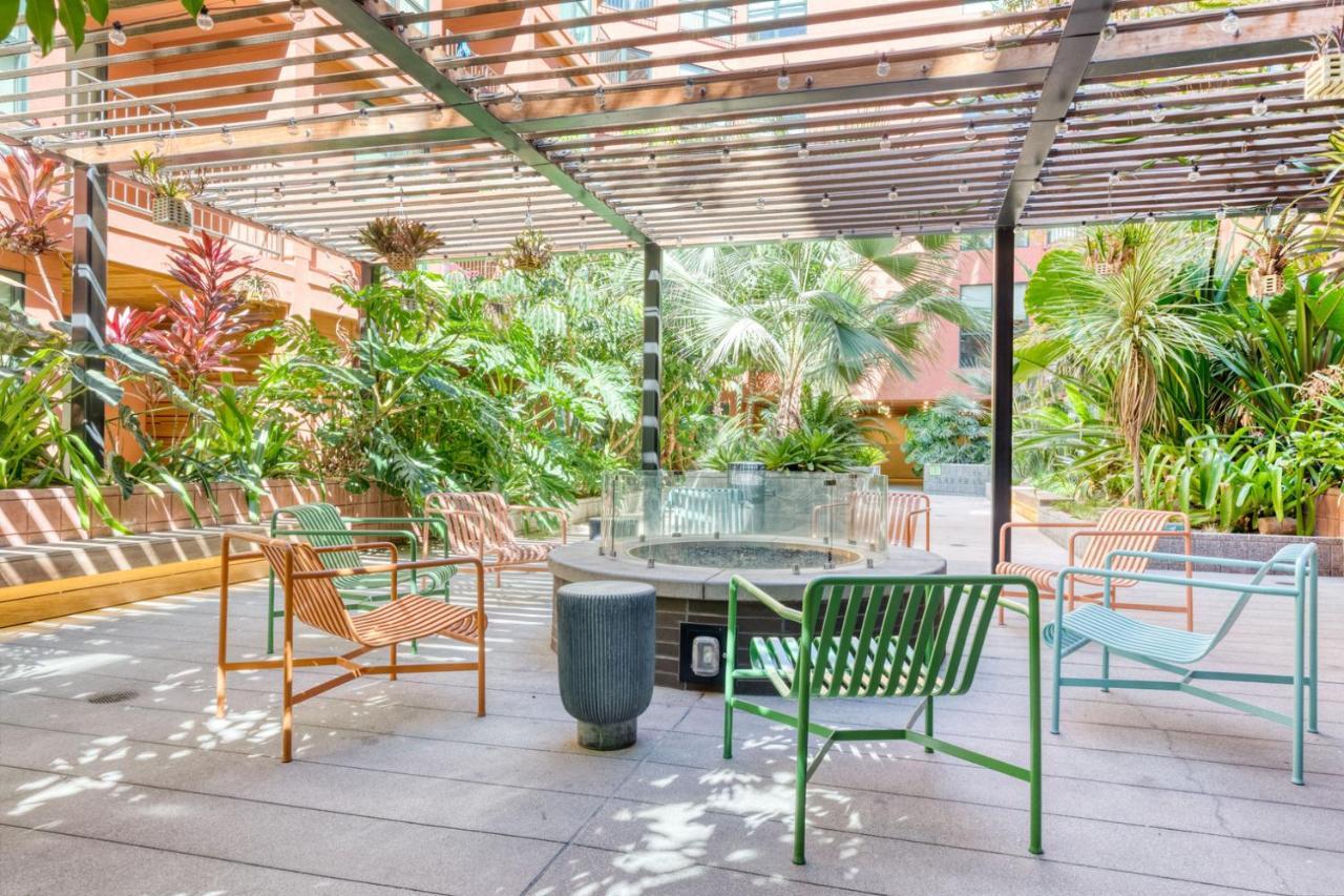 Hollywood W Concierge Pool Nr Shops Lax-1089